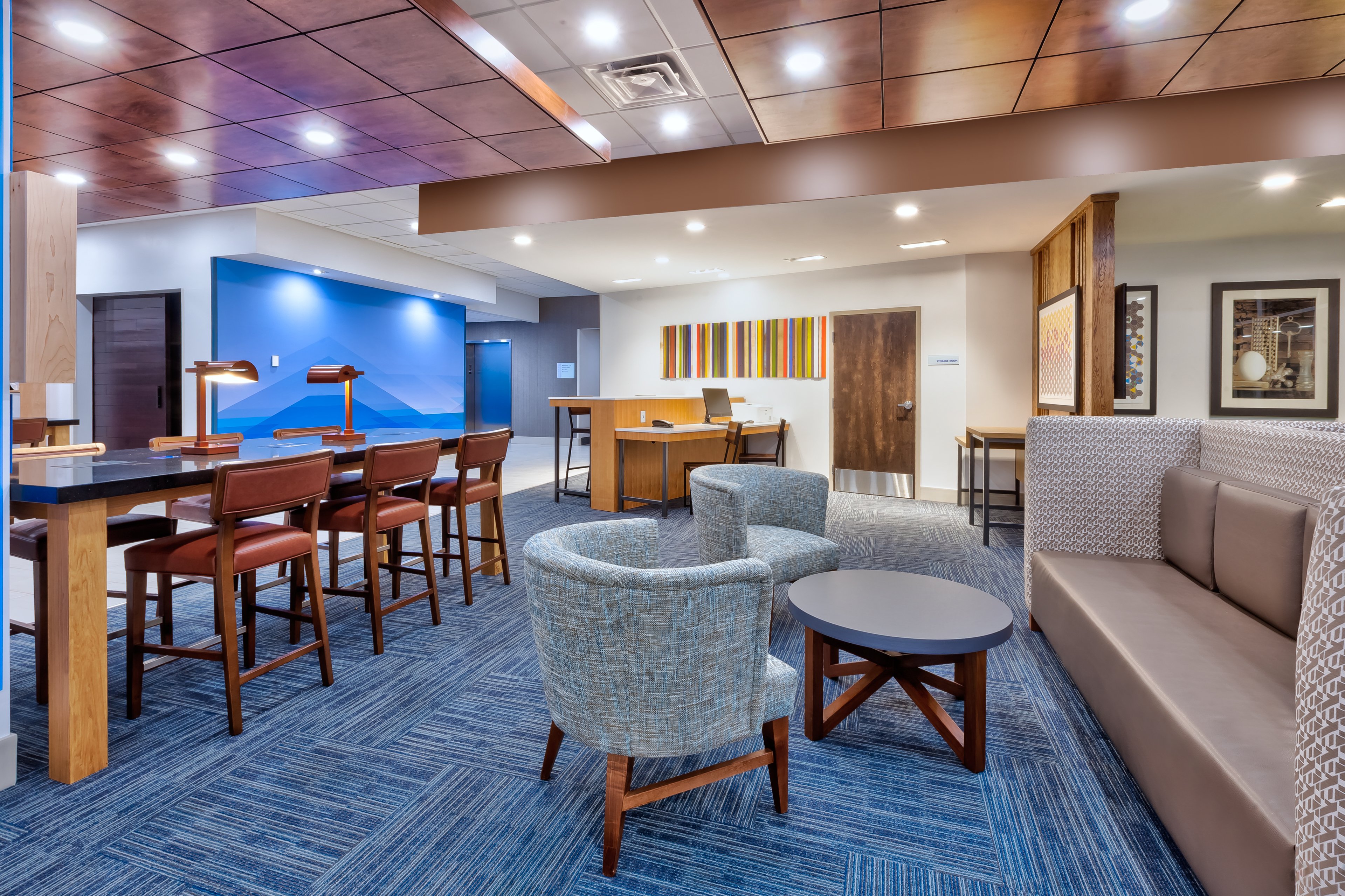Holiday Inn Express Suites Milan Sandusky Area 17/25