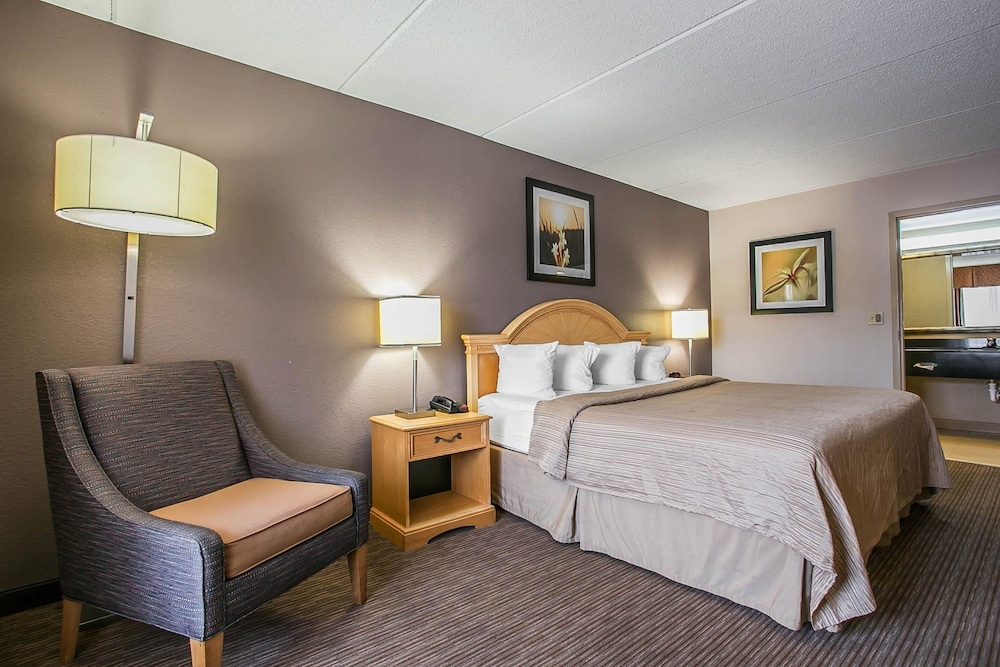 Quality Inn Hartsville 9/37