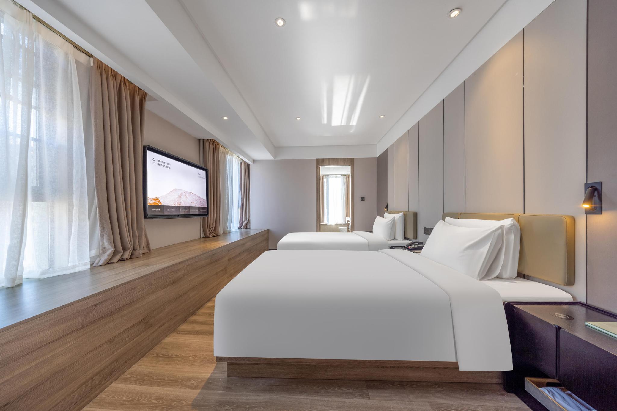 Family Suite, Jimu