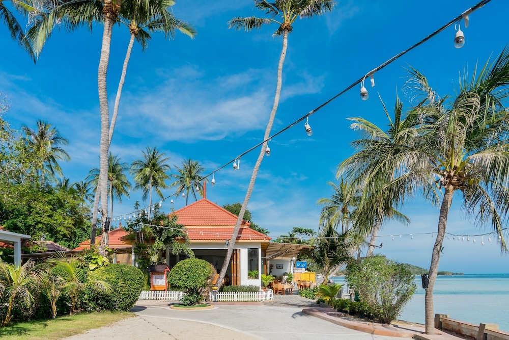 Chaba Cabana Beach Resort 46/50