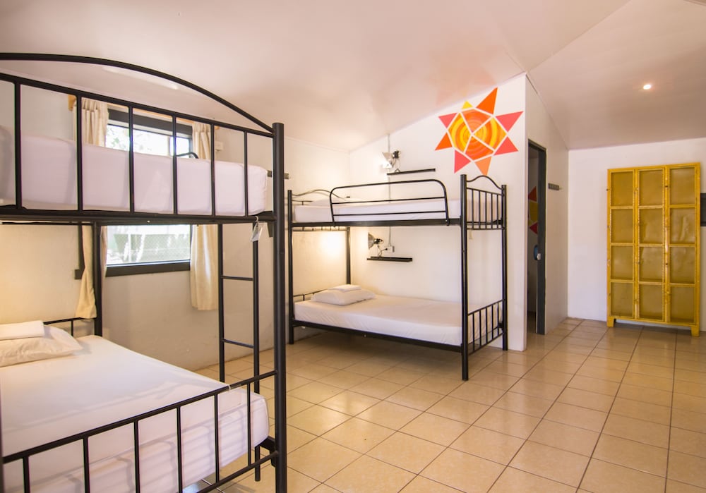 Socialtel Tamarindo Costa Rica 6/30
