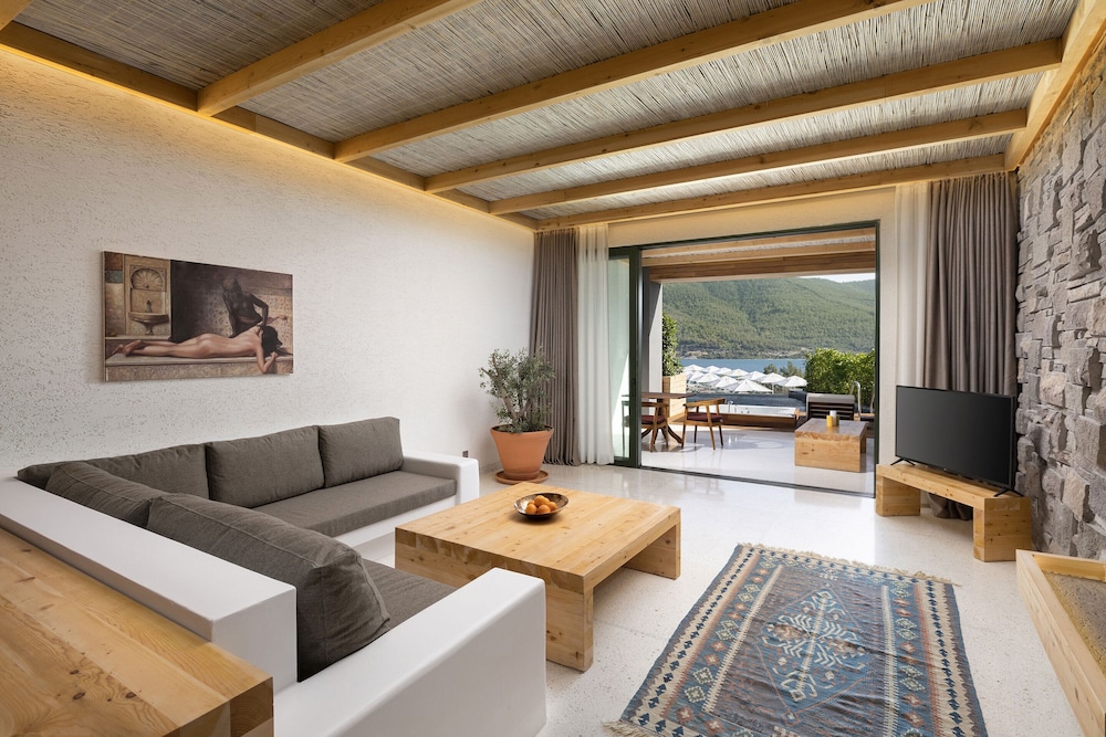 Titanic Luxury Collection Bodrum 51/74