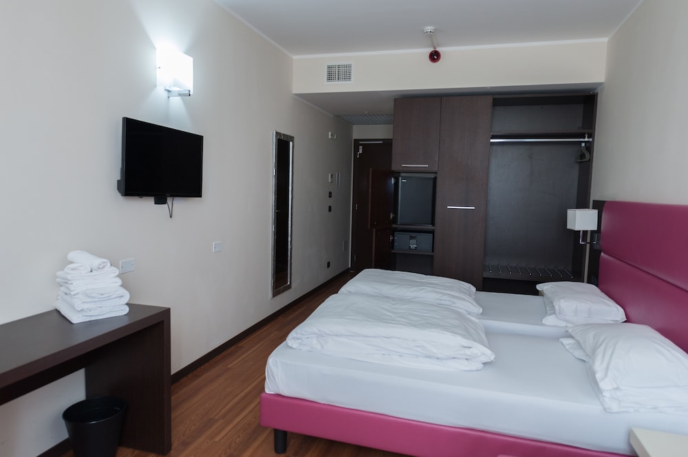 Kona Hotel Verona 8/50