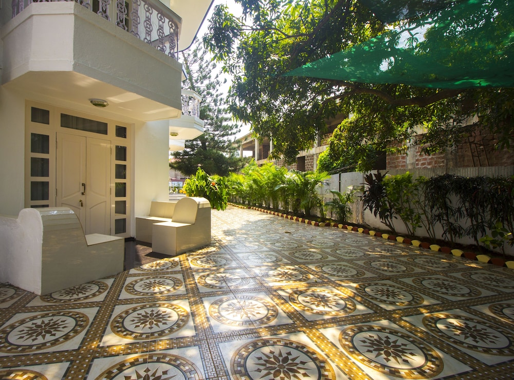 The Sunset Beach Resort 30/34