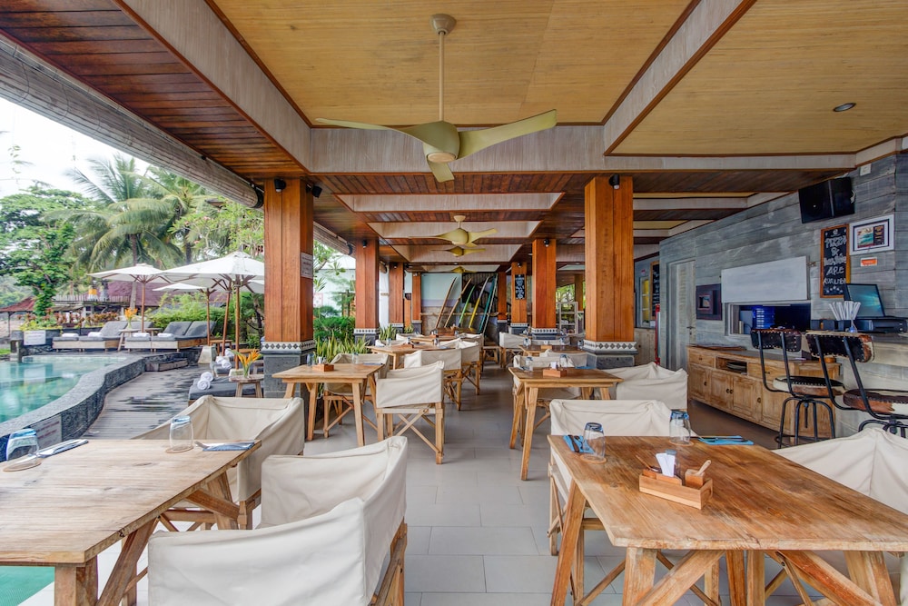 Bombora Medewi Wavelodge 56/66