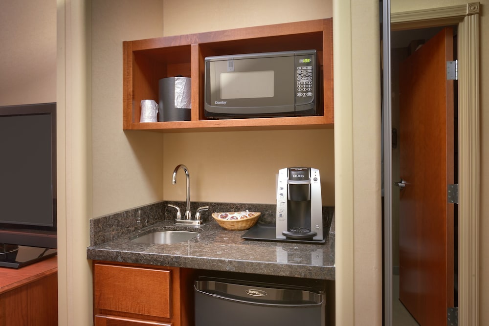 Holiday Inn Express Hotel Suites Grand Junction 56/96