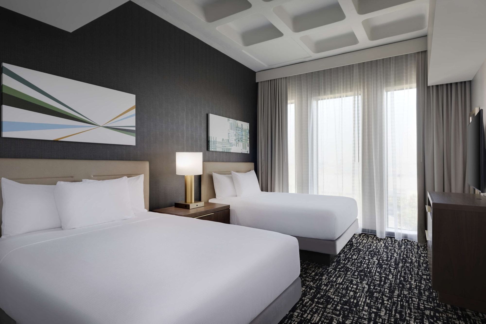 1 BEDROOM, SUITE, 2 QUEEN BEDS, SOFA
