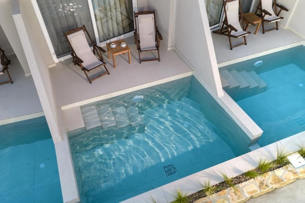 Golden Coast Suites 14/37