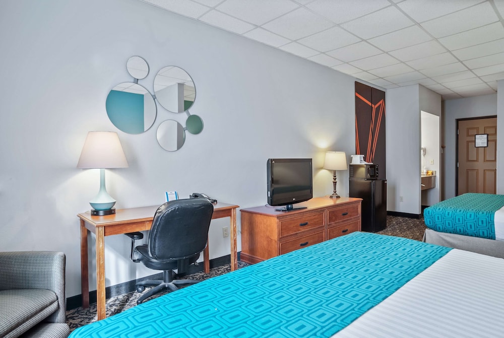 Elevation Inn & Suites, Trademark Collection by Wyndham 3/27