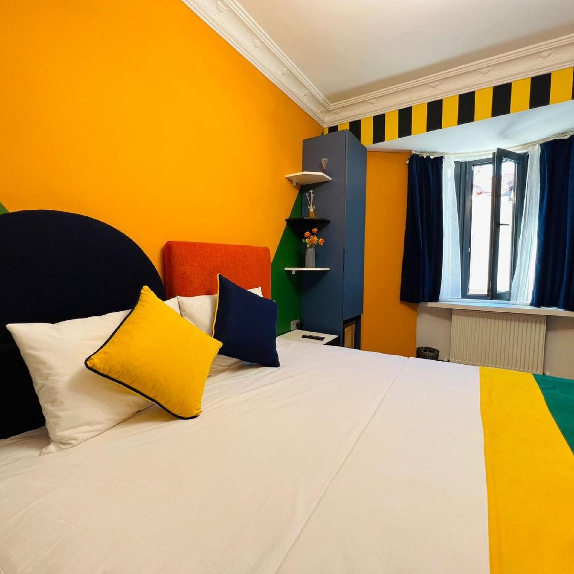 Room, Double Bed