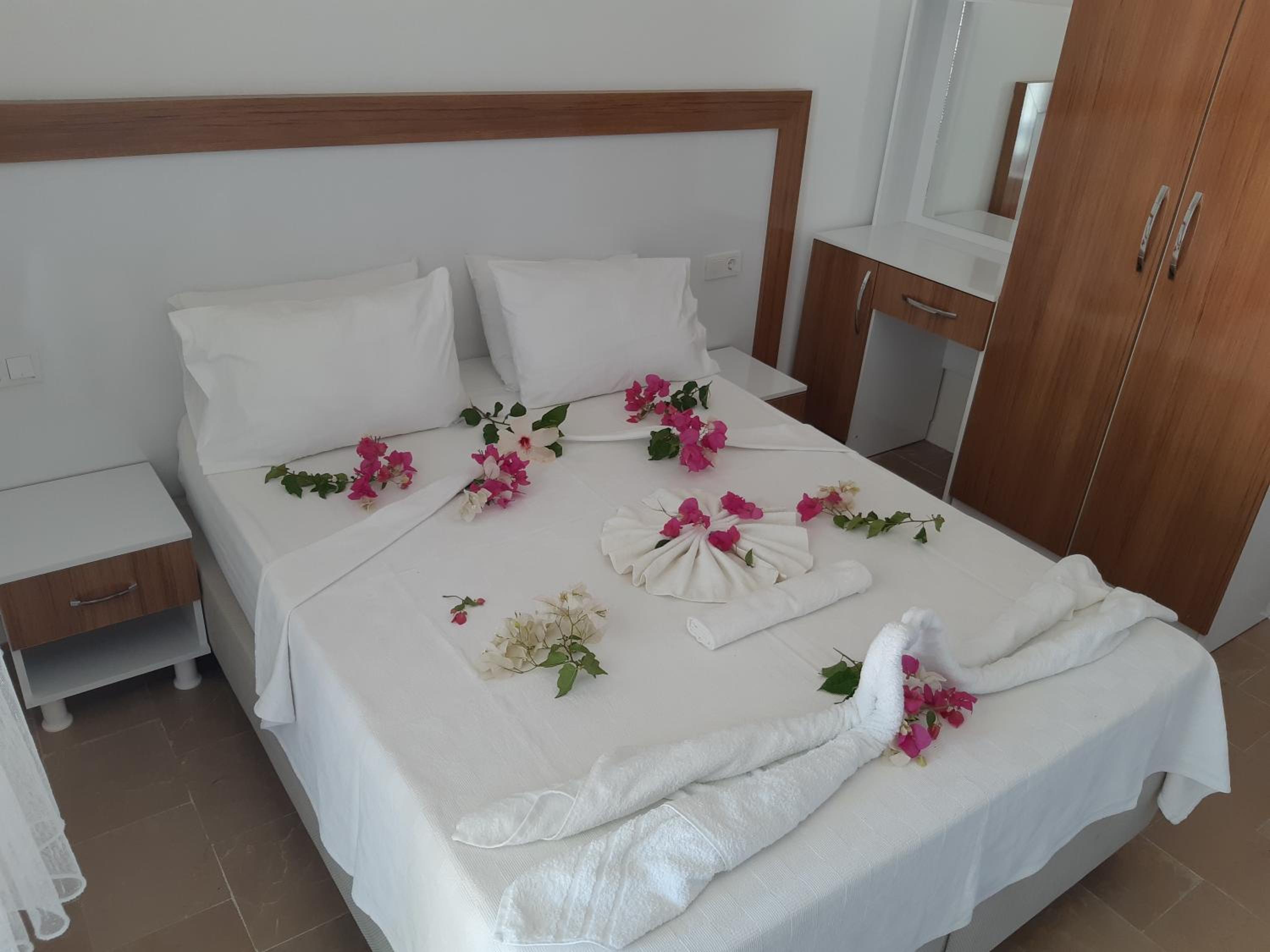 Altunakar 1 Hotel 12/50