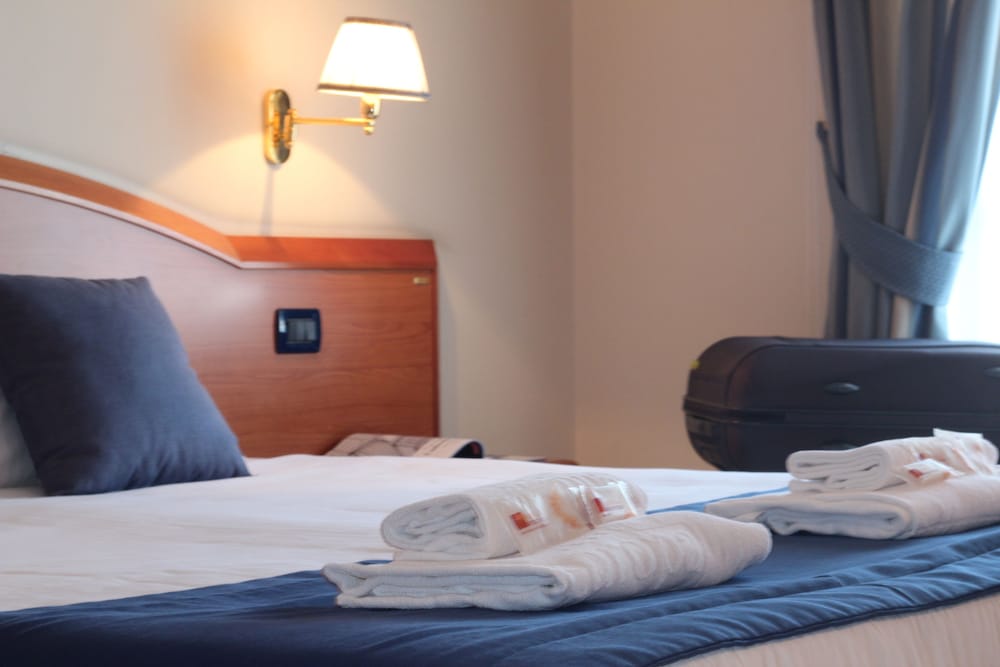 Hotel Europa Di Arzano 30/65