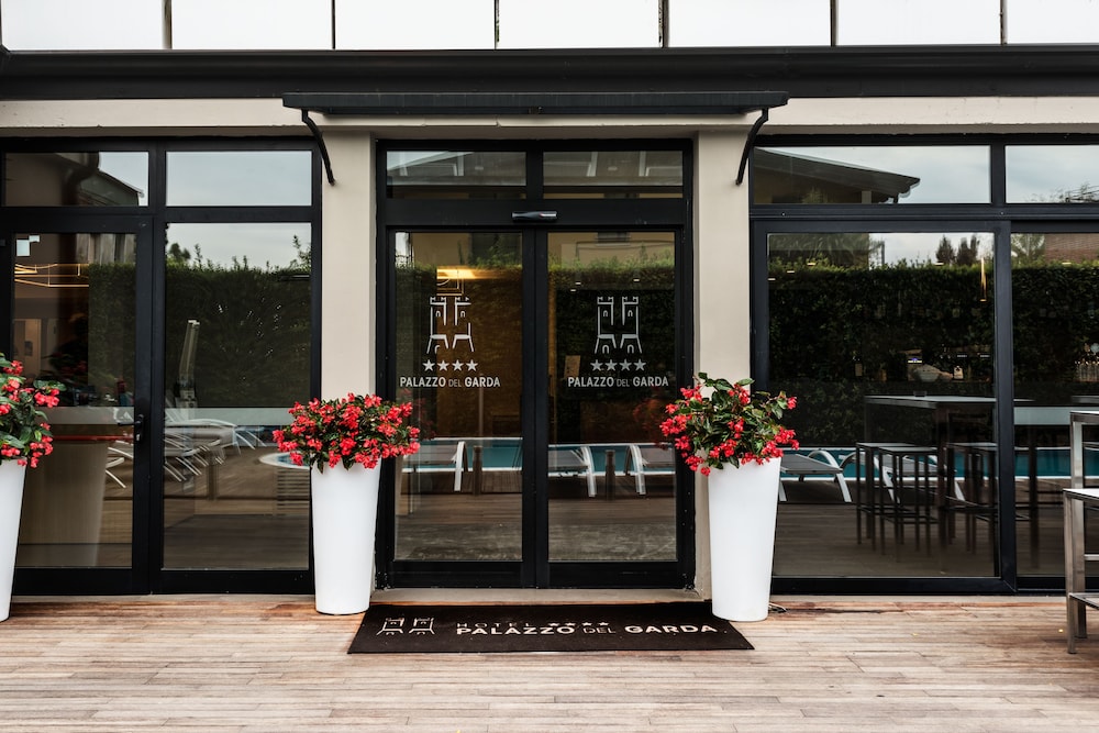 Hotel Palazzo Del Garda (ex Hotel Armony) 4/48