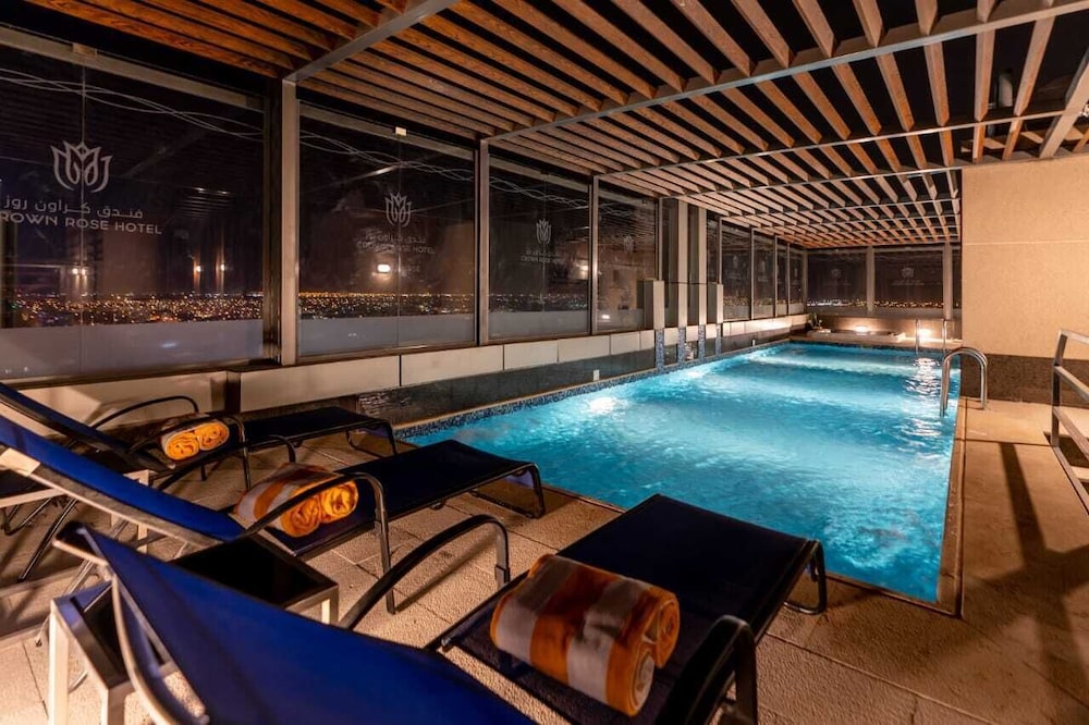 فندق كراون روز(Crown Rose hotel) 49/53
