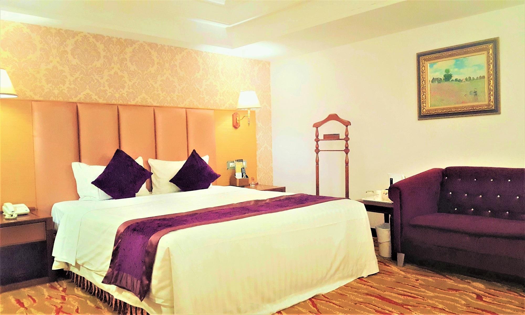 Crystal, Double Bed