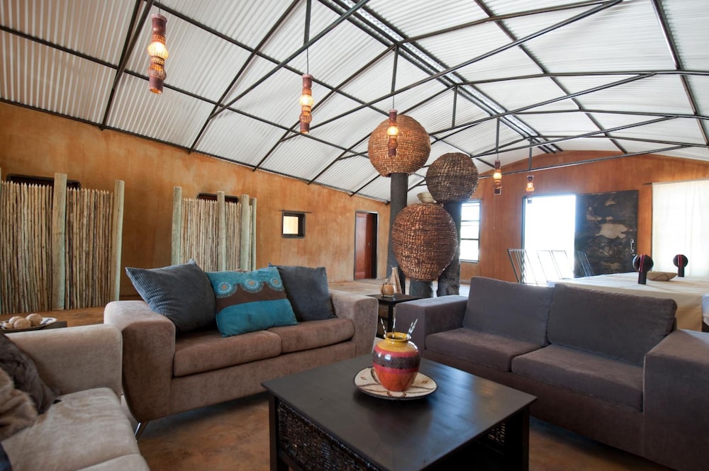Ongula Village Homestead Lodge 26/50