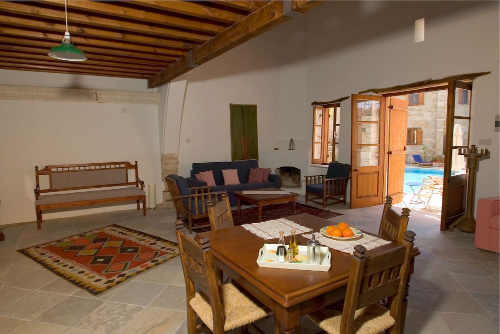 Porfyrios Country House 26/39