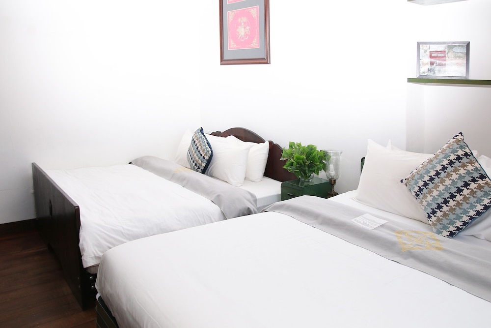 MUSEUM HOTEL 20/79