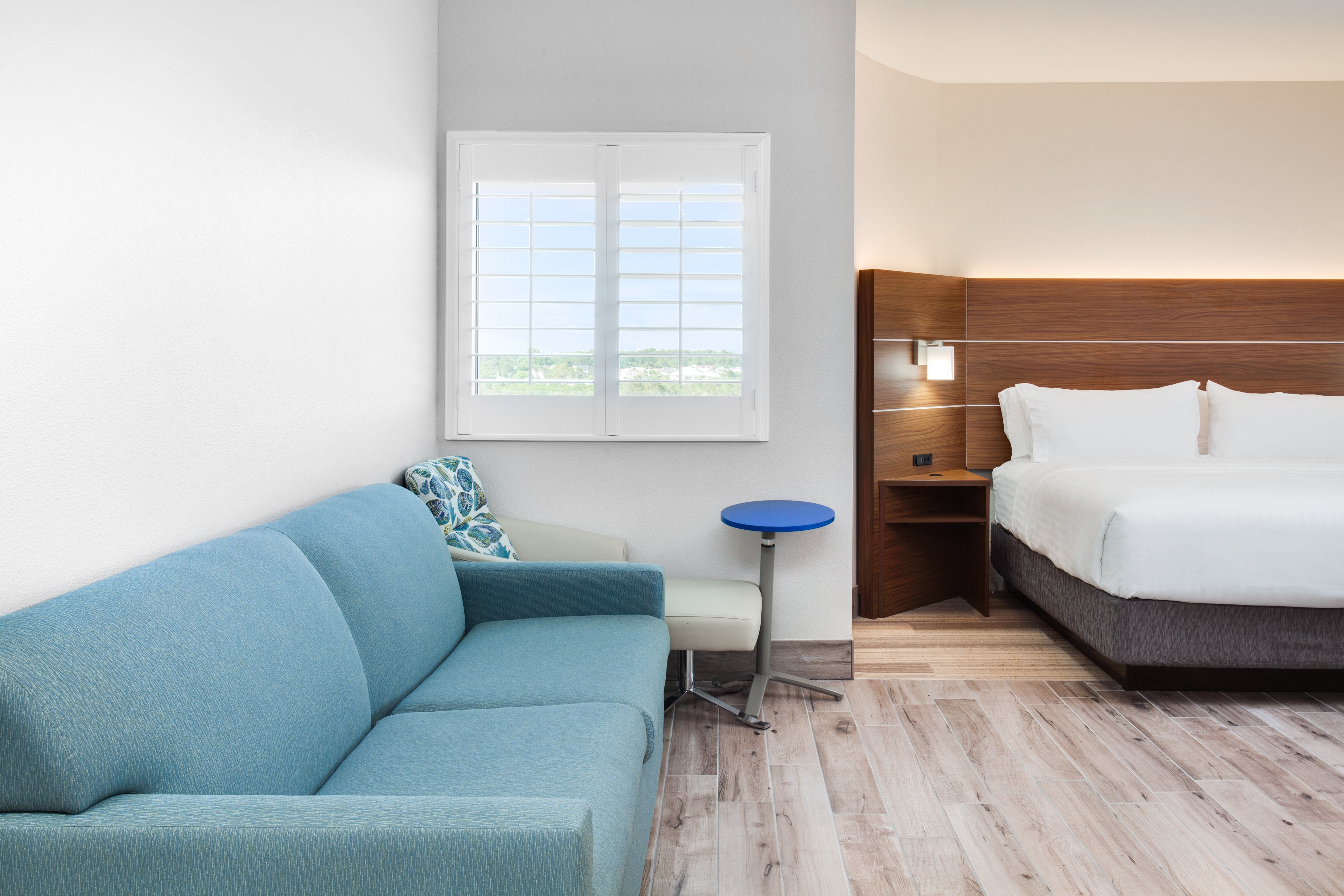Holiday Inn Express Suites Panama City Beach 14/50