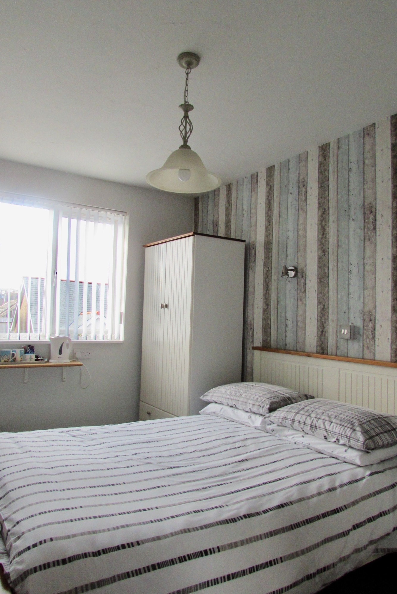 Economy, Double Bed, External Bathroom