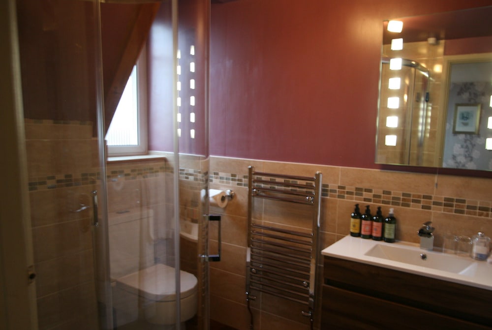 The Belfry, Restaurant and Rooms 37/39