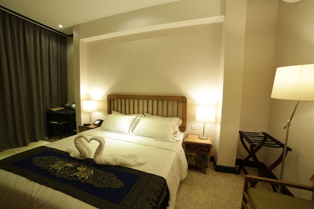1825 Gallery Hotel 33/50