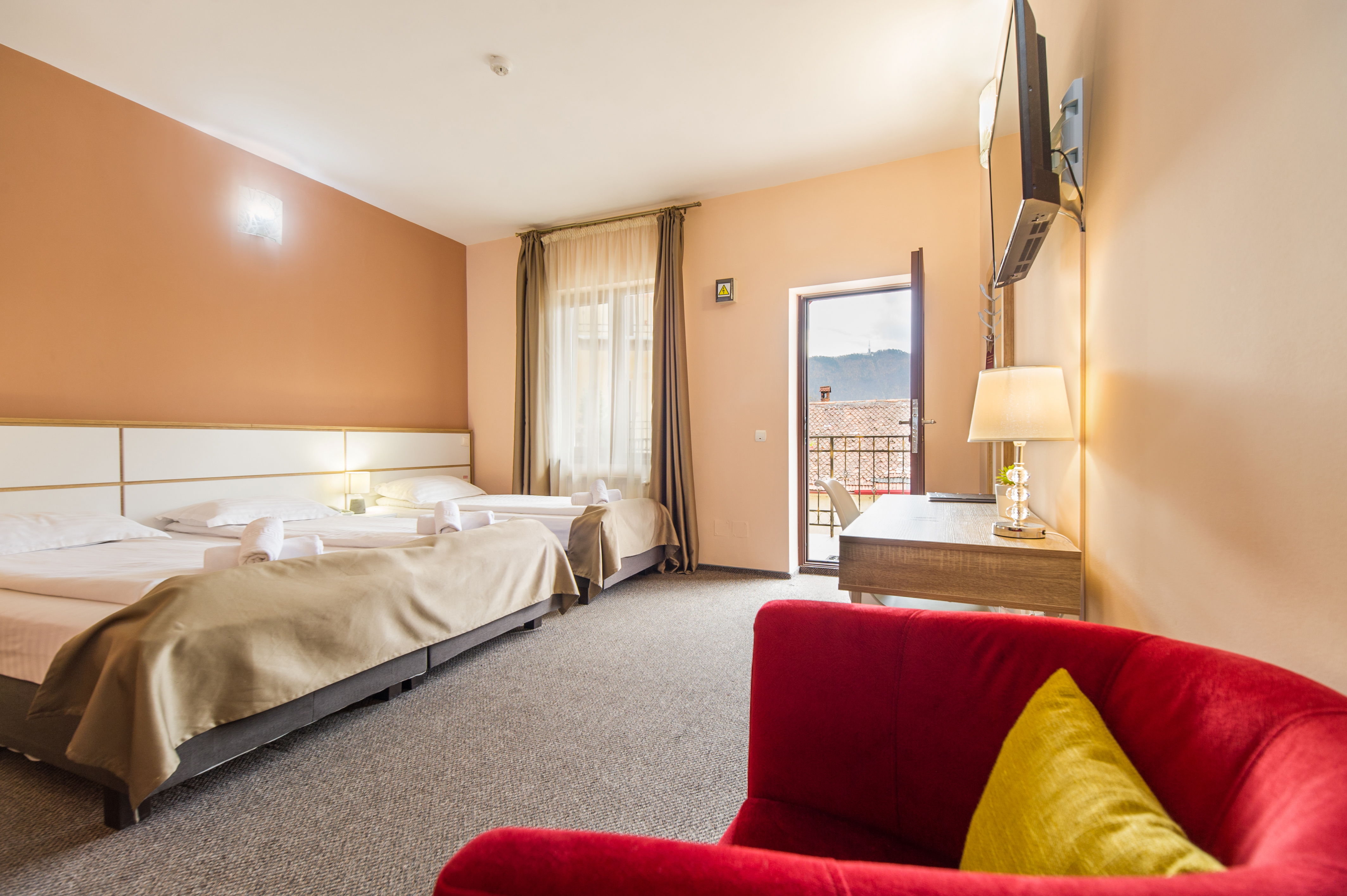 Long Street Hotel 23/50