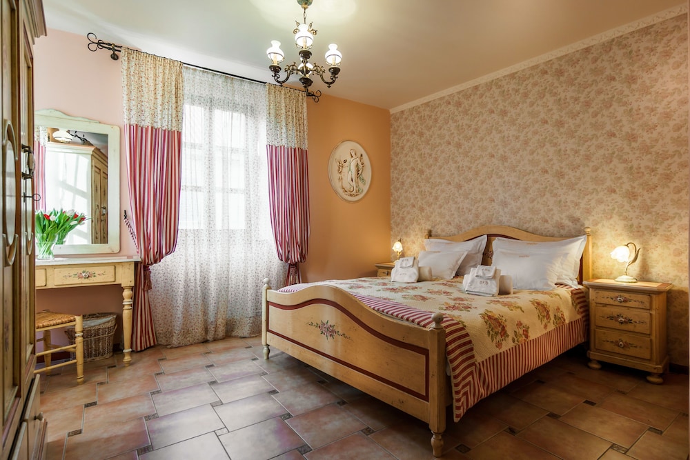 Hotel Monte Cristo 13/74