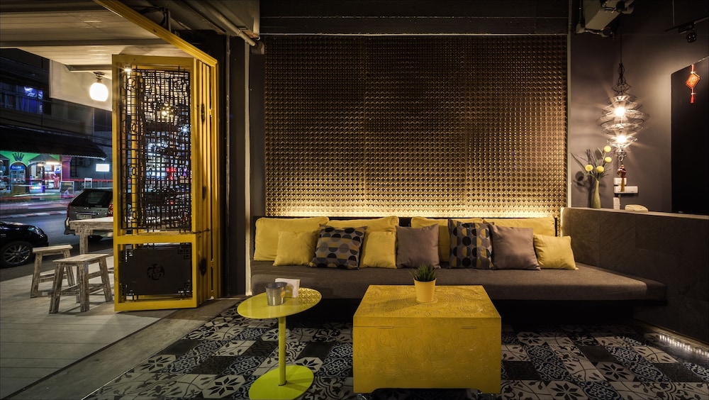 Fulfill Phuket Hostel 30/42
