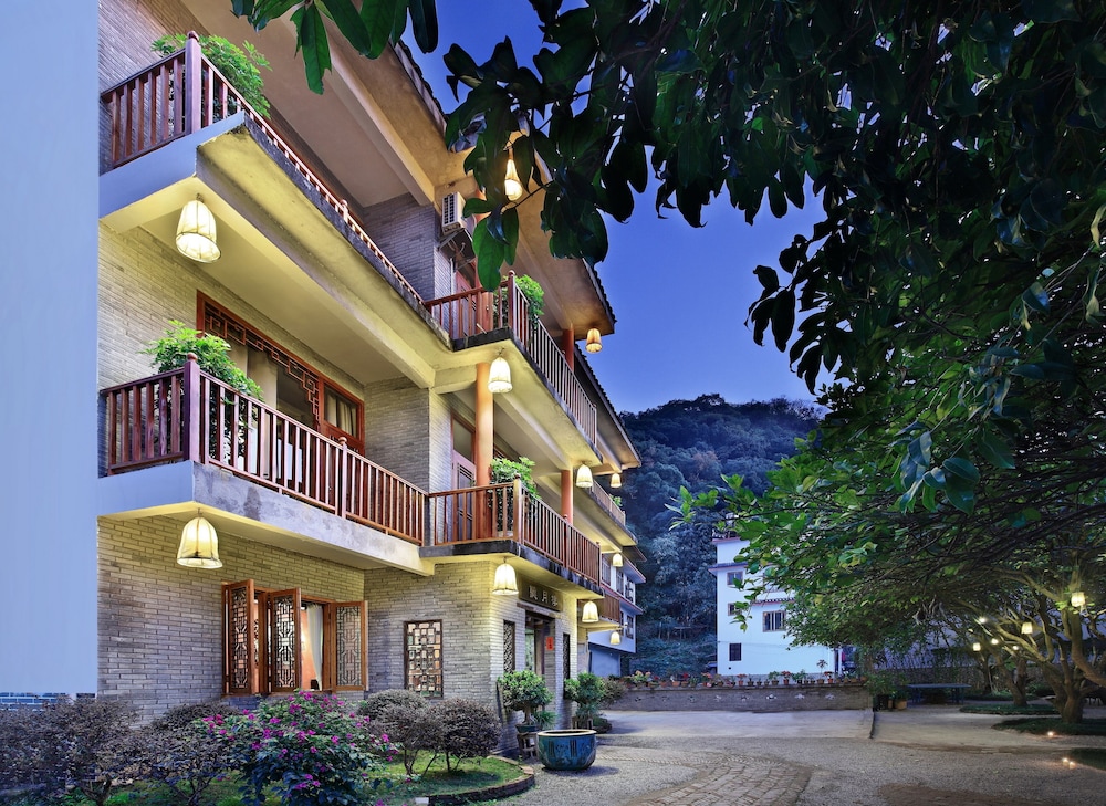 Yangshuo Village Inn 3/50