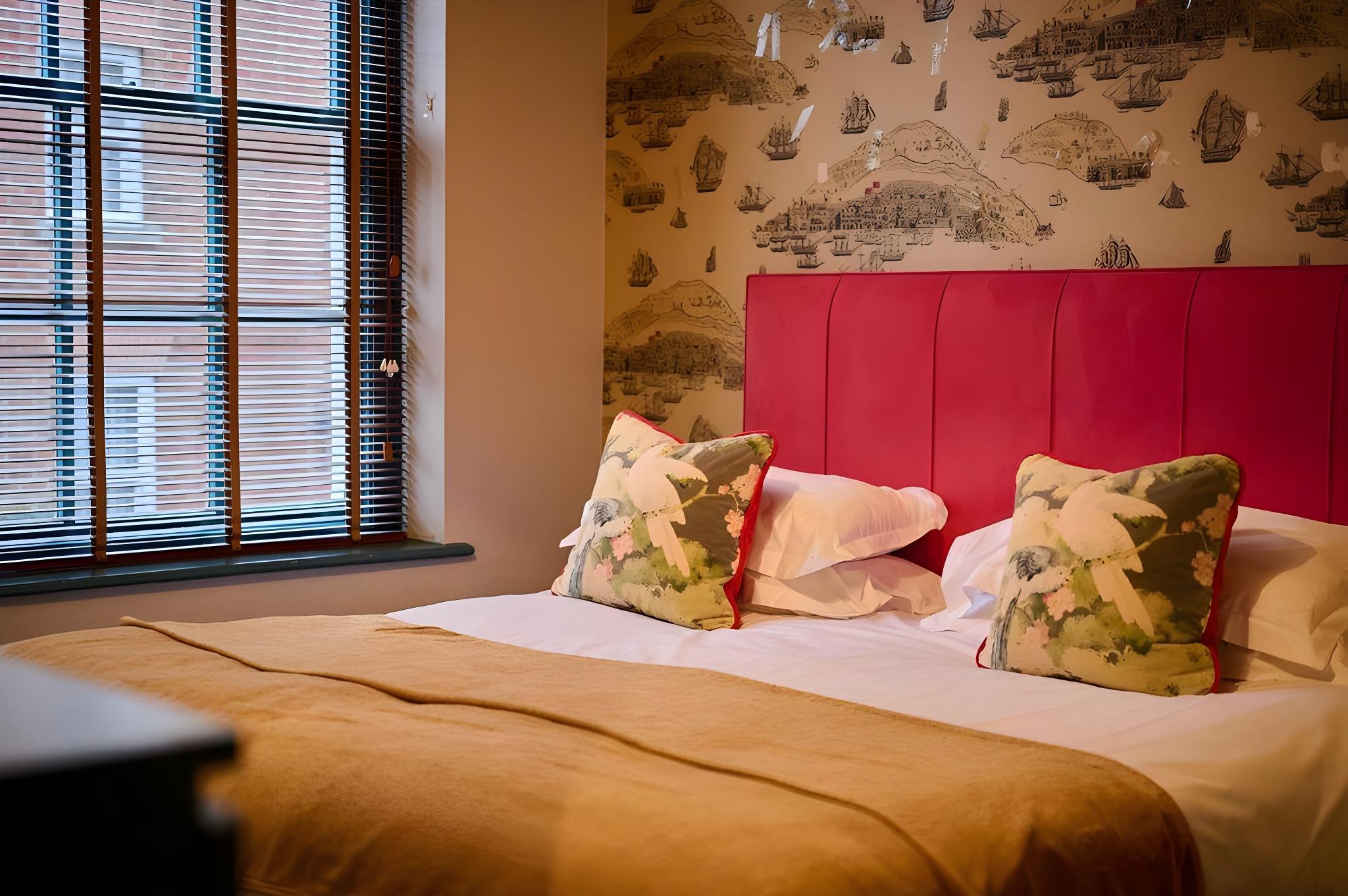 3 Bedrooms, Apartment