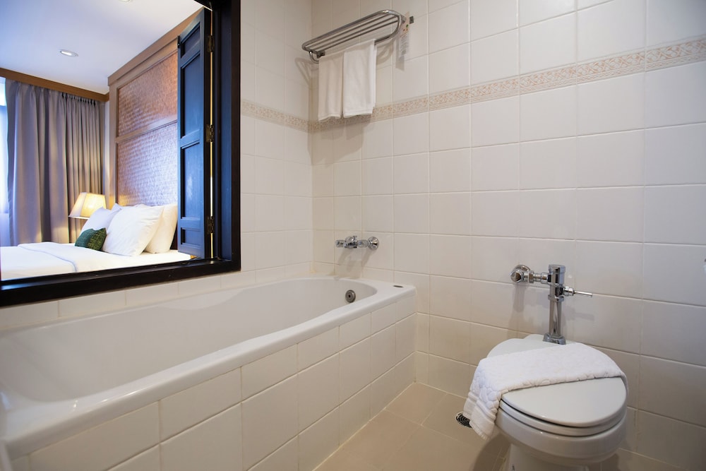 The Tarntawan Hotel Surawong Bangkok 58/60