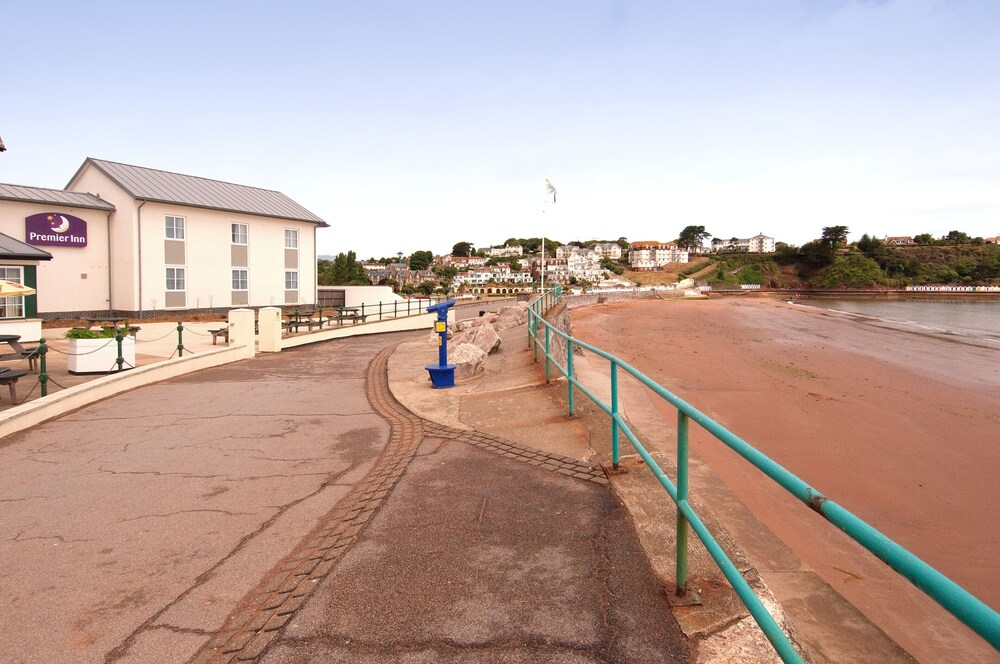 Premier Inn Paignton Seafront (Goodrington Sands) 30/48