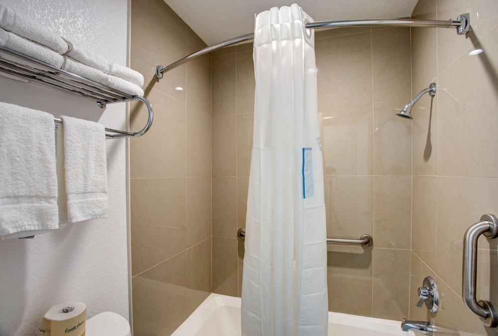 Motel6 Branson, MO 40/47