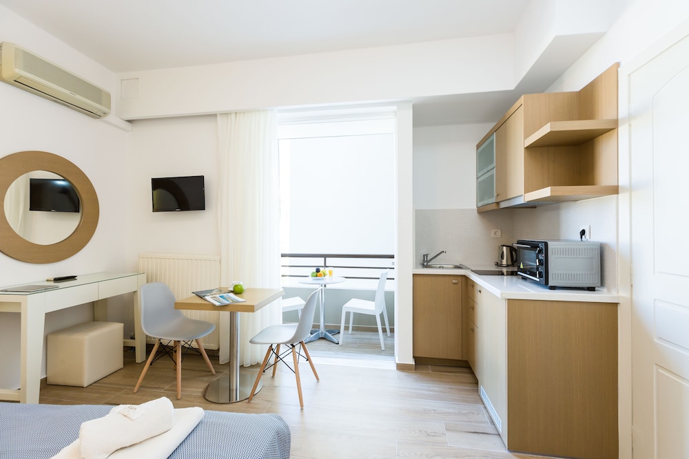 Eltina Hotel 24/50