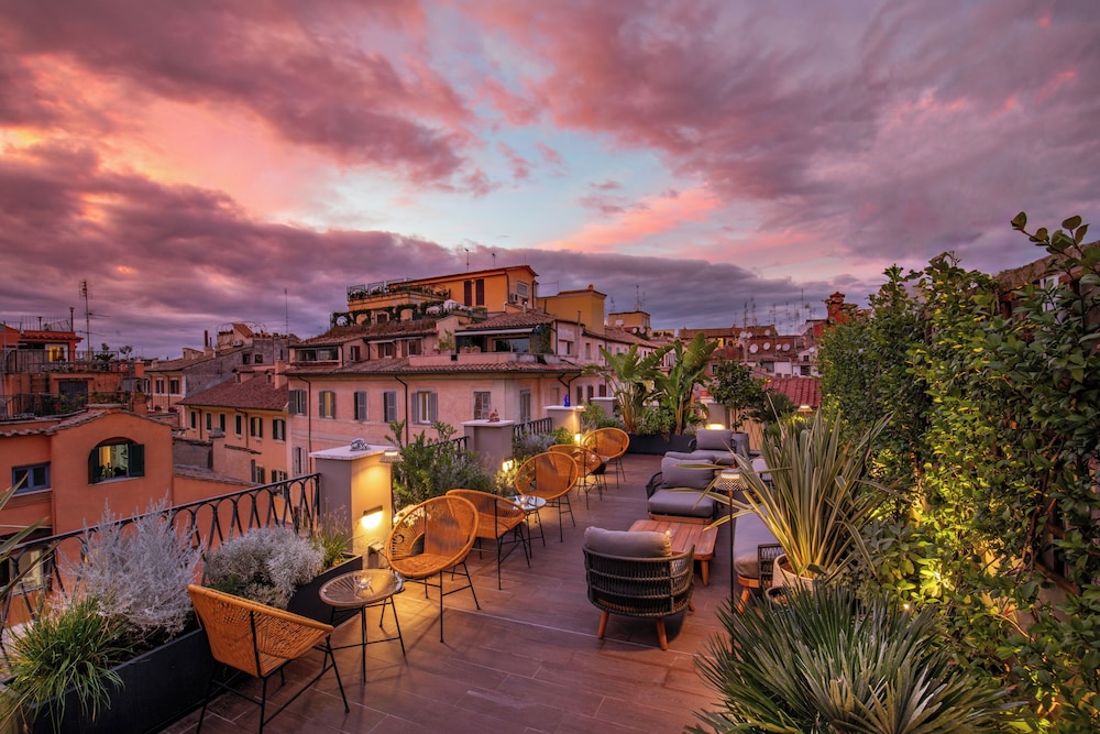 Hotel Condotti 60/63
