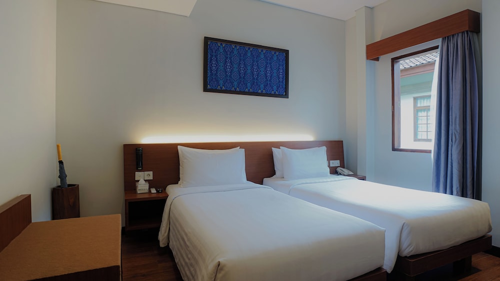 Standard, Twin Beds