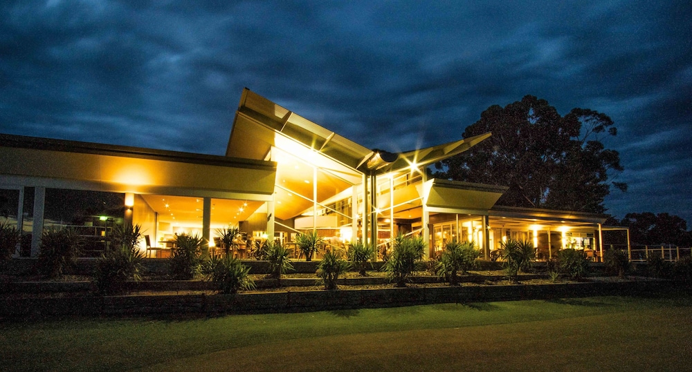 Renmark Country Club 9/48