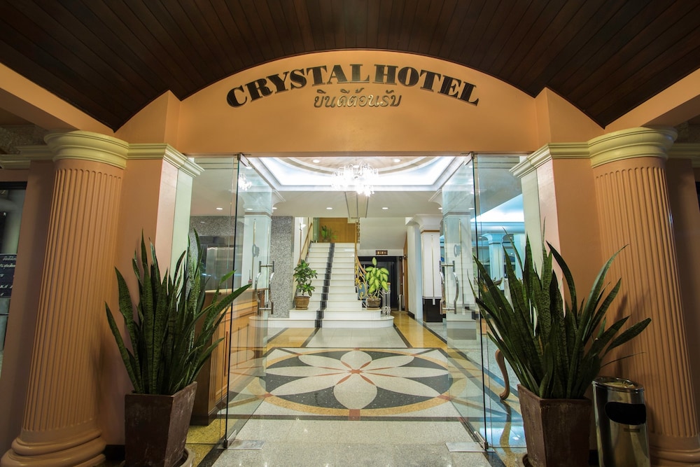 Crystal Hotel 5/46