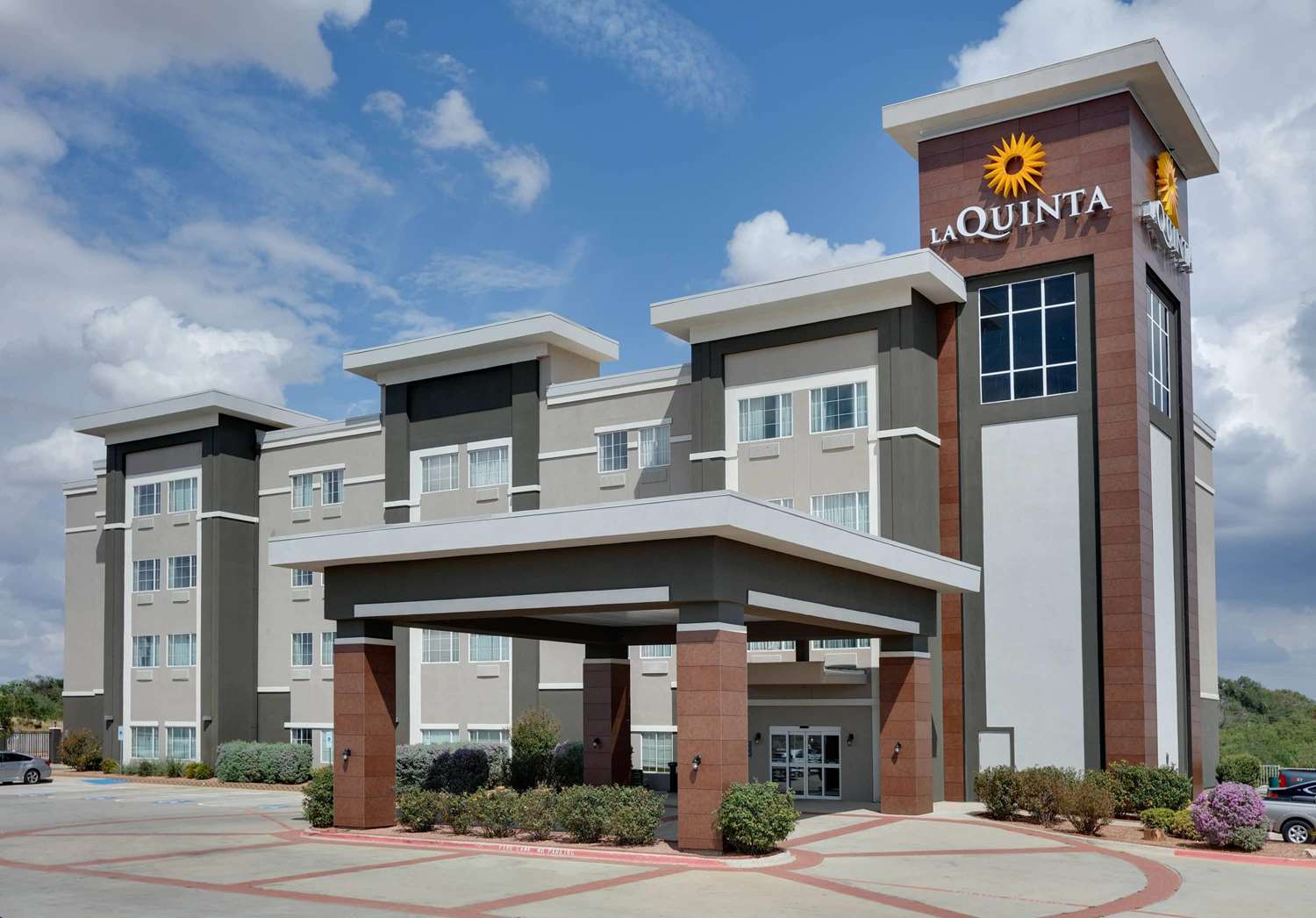 La Quinta Inn & Suites by Wyndham Big Spring 3/48
