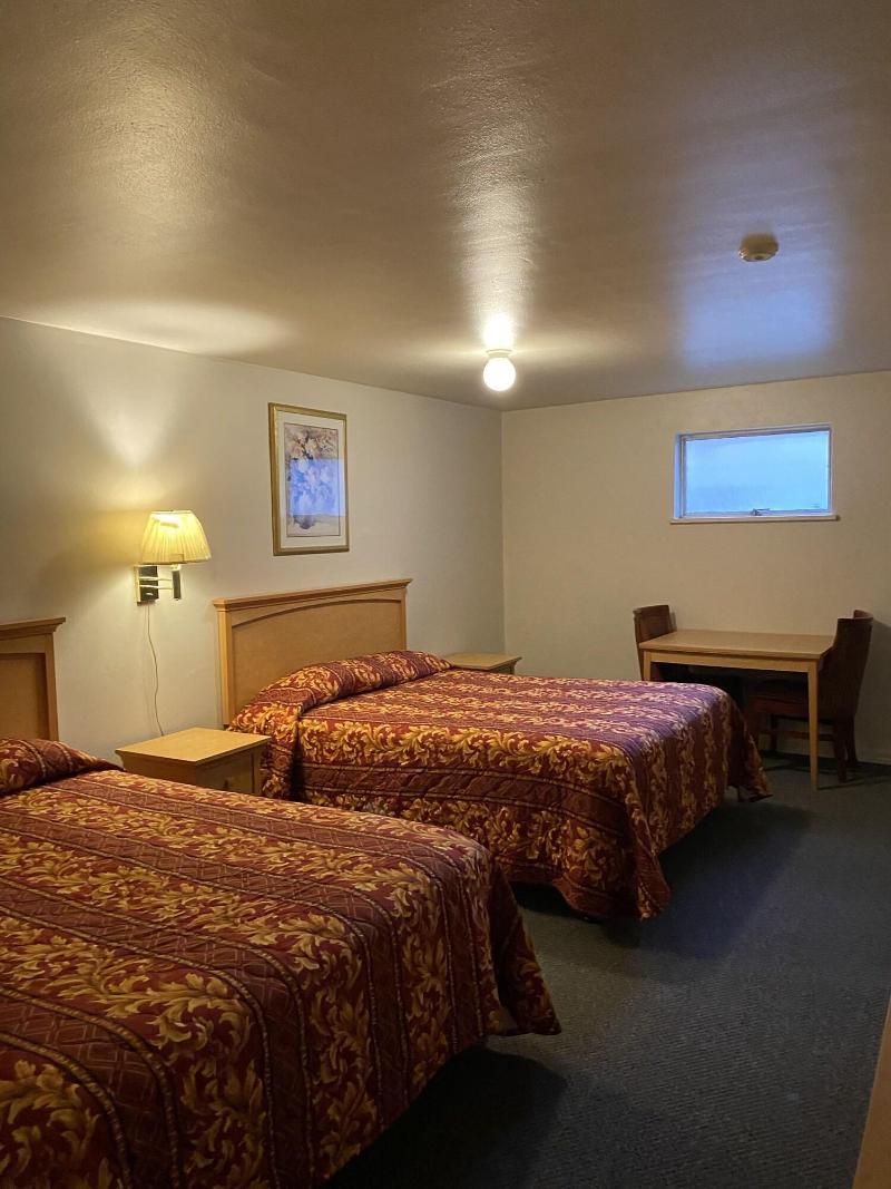 New West Motel 7/15