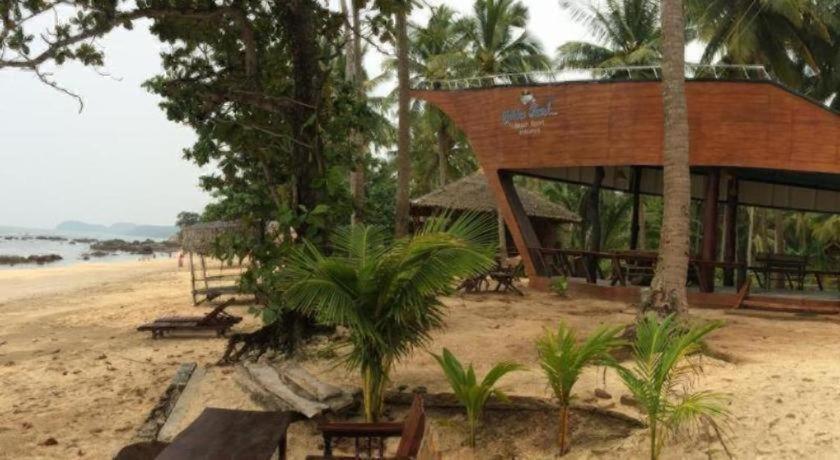 Golden Pearl Beach Resort 46/53