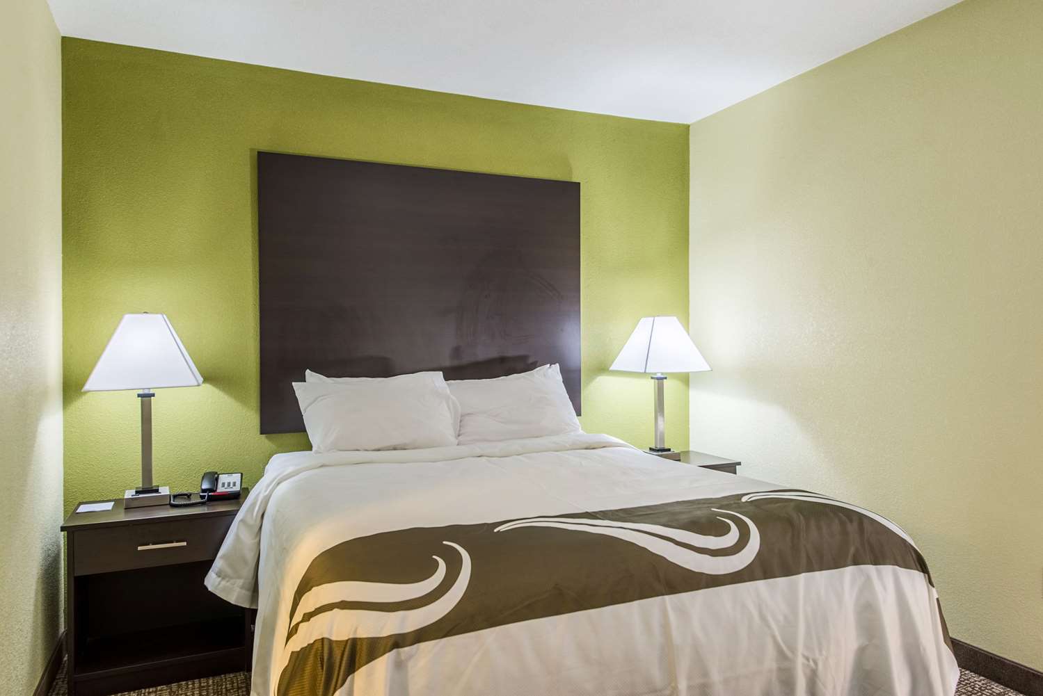 Room, Queen Bed