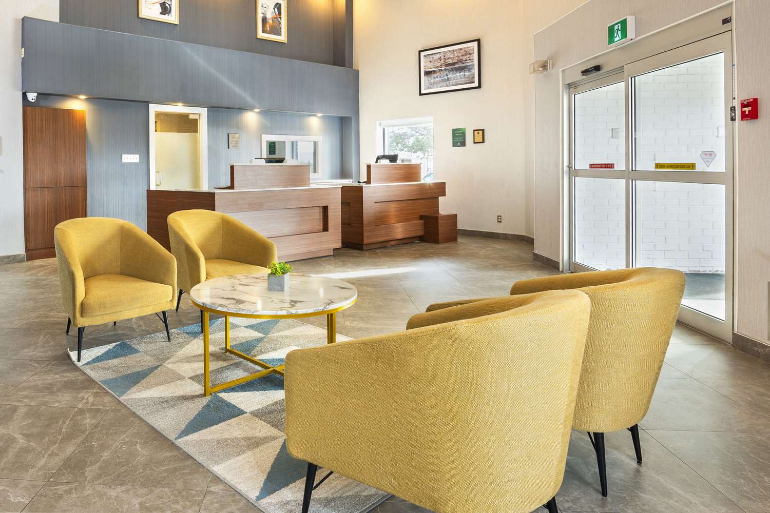 Quality Suites Whitby 5/11