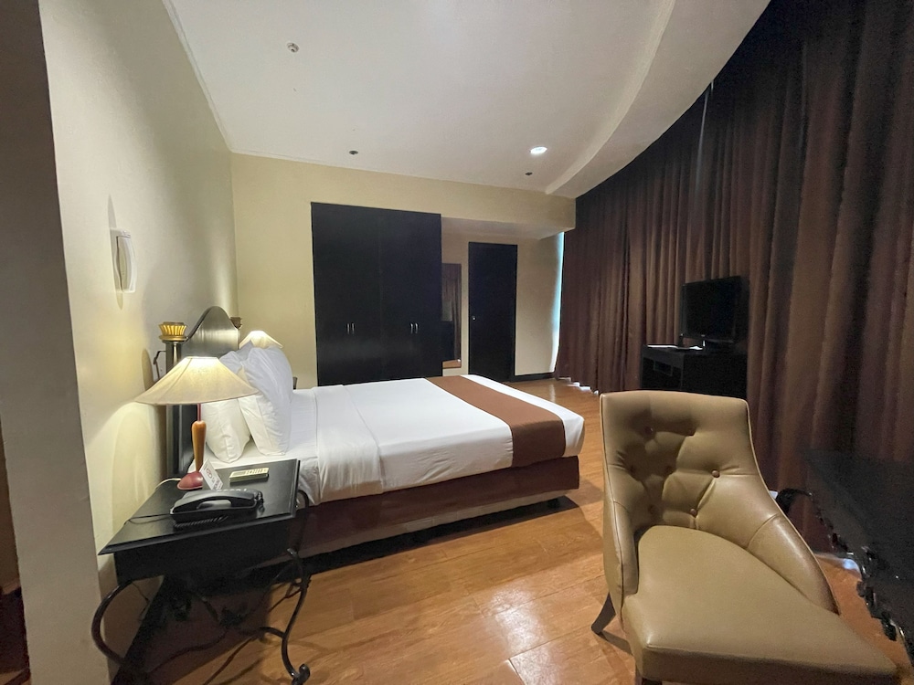 جناح استوديو بزنس بسرير كوين، Golden Peak Hotel and Suites powered by Cocotel 6/10