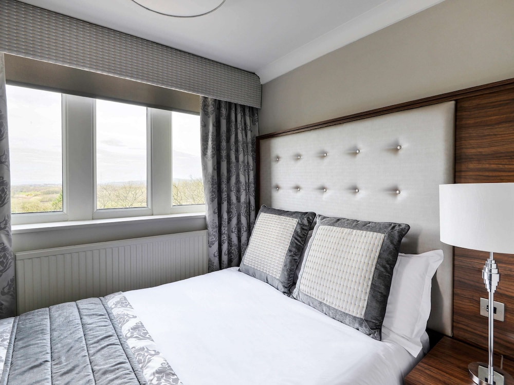 Mercure Manchester Norton Grange Hotel & Spa 14/70