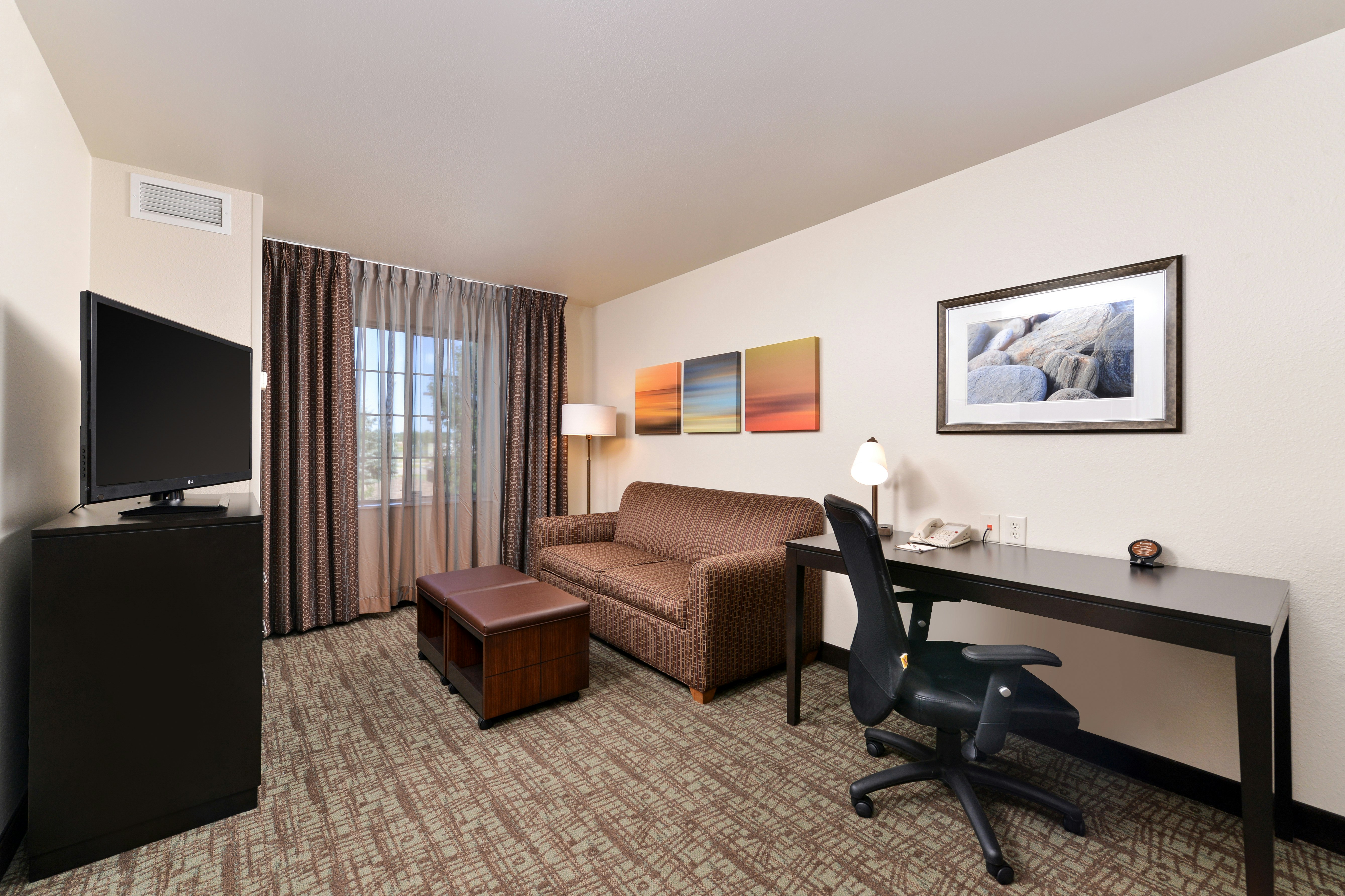 Staybridge Suites Sioux Falls At Empire Mall 31/54