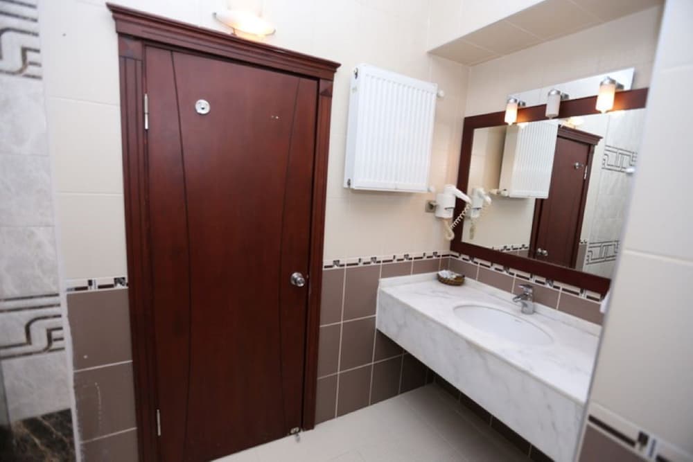 Hotel Saylamlar 44/45