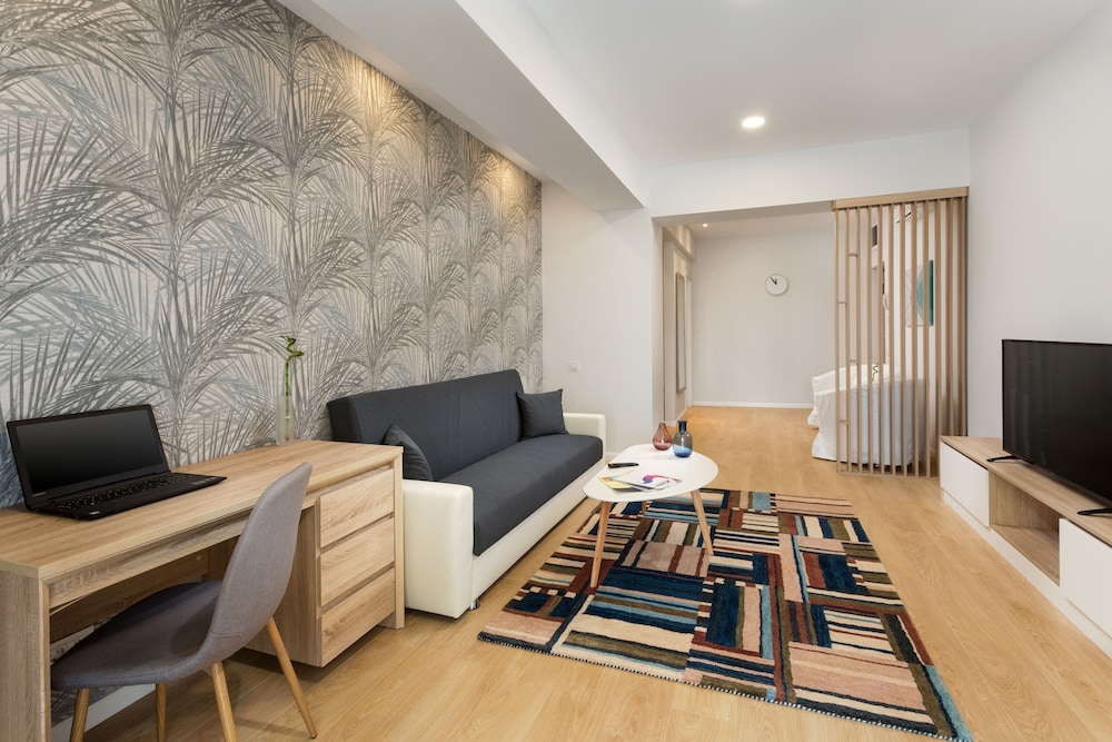 Athina Suites Hotel 40/51
