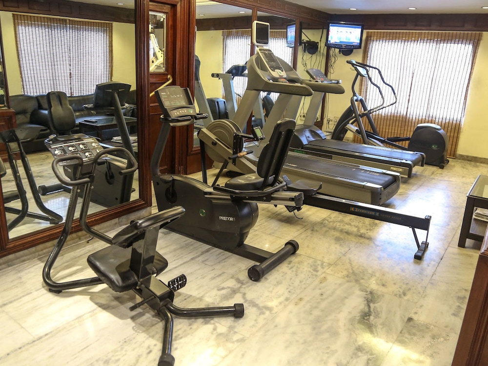 Anandha Inn Pondicherry 26/48